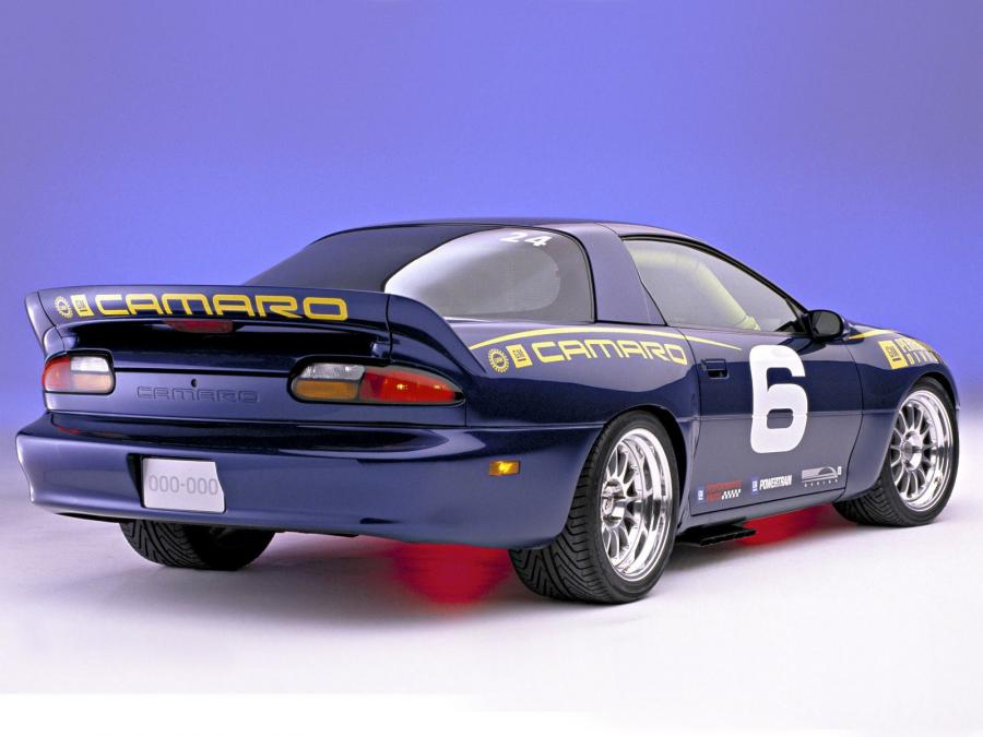  Chevrolet Camaro GM Performance Division Concept 2002 года  (фото 2 из 2)
